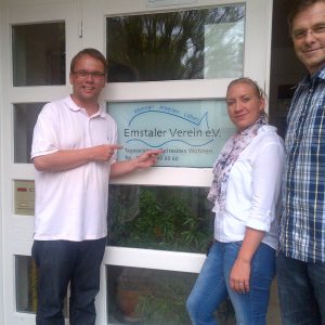 Die Mitarbeiter der Tagesstätte für Menschen mit psychischer Erkrankung, Herr Bohn und Frau Funk begrüßten Landtagsabgeordneten Timon Gremmels (SPD) in seiner Praktikumsstätte in Baunatal.